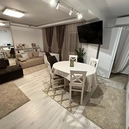 Silence D'or - Reyna アパート コンスタンツァ