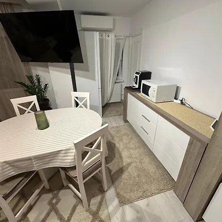 Silence D'or - Reyna アパート コンスタンツァ